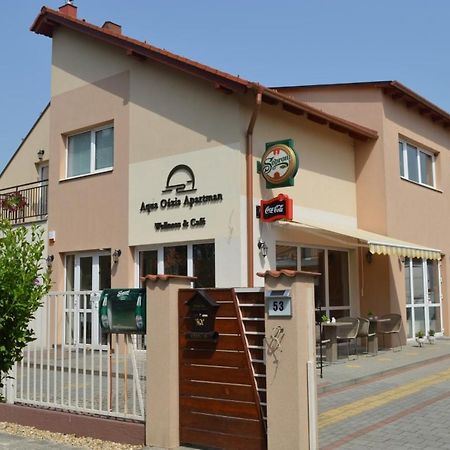 Aqua Oazis Apartman Hajduszoboszlo Ngoại thất bức ảnh